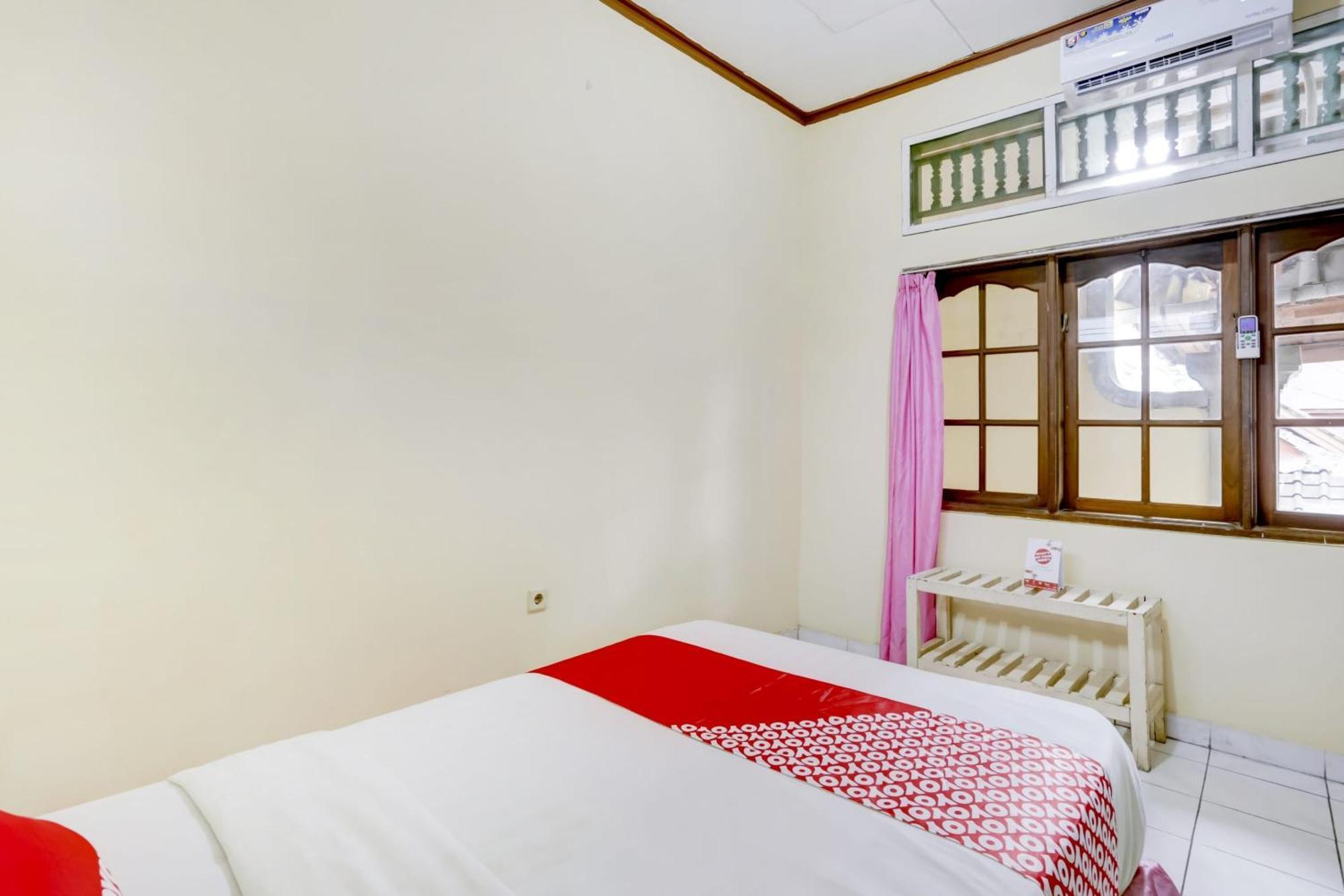 Super Oyo 3261 Hotel Ratu Denpasar Exteriér fotografie