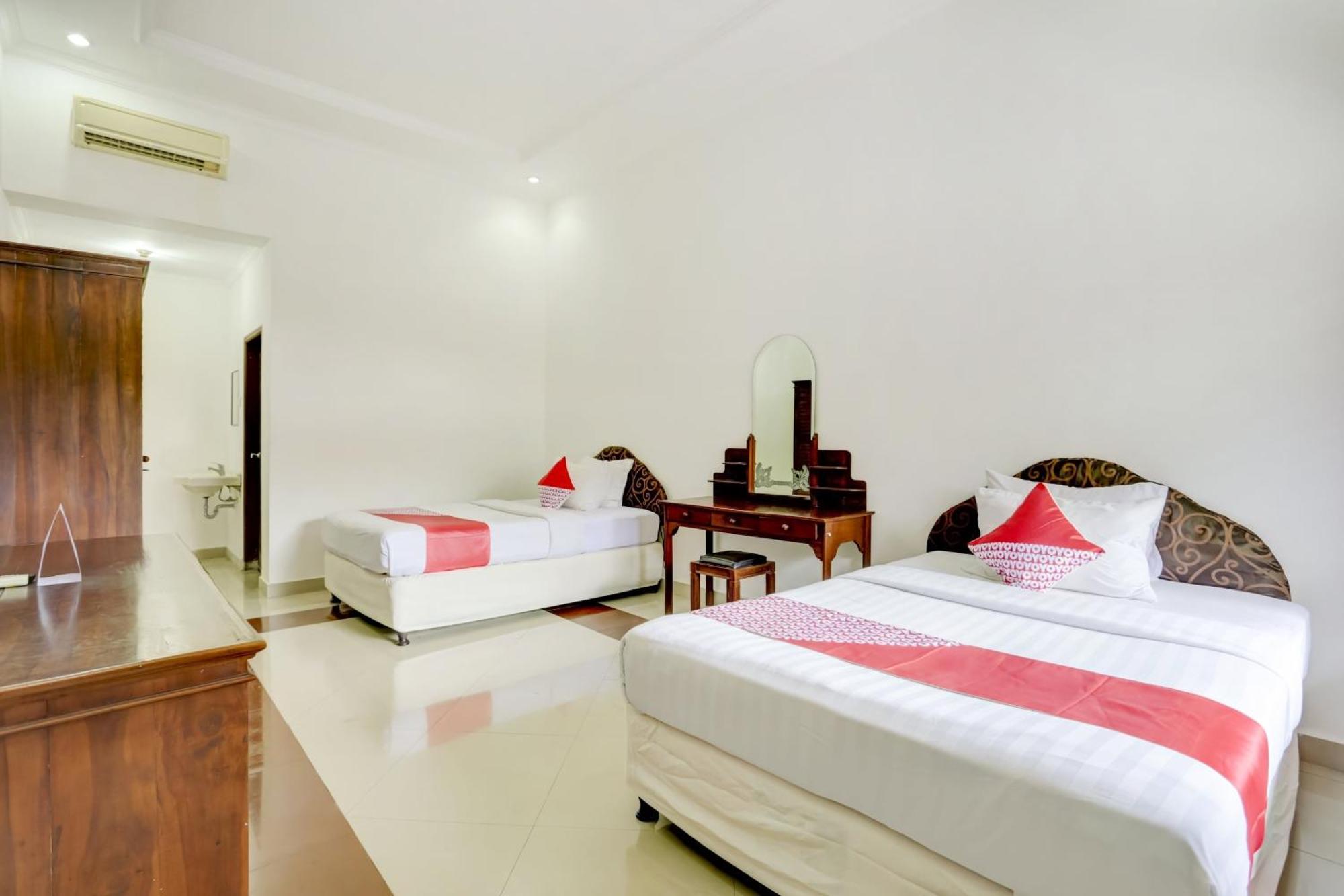 Super Oyo 3261 Hotel Ratu Denpasar Exteriér fotografie