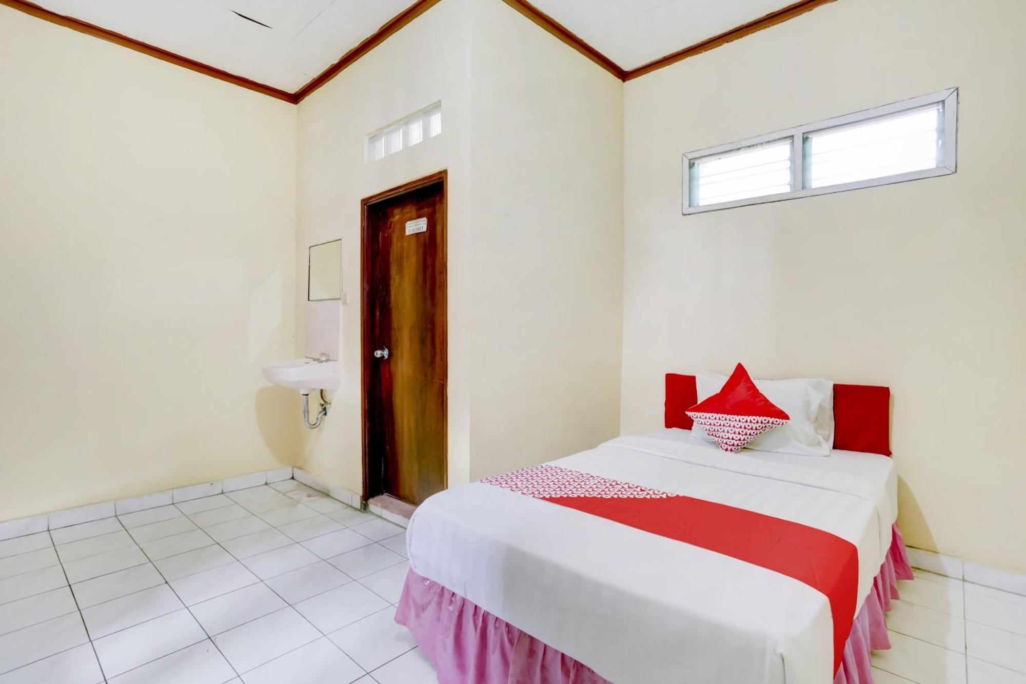 Super Oyo 3261 Hotel Ratu Denpasar Exteriér fotografie