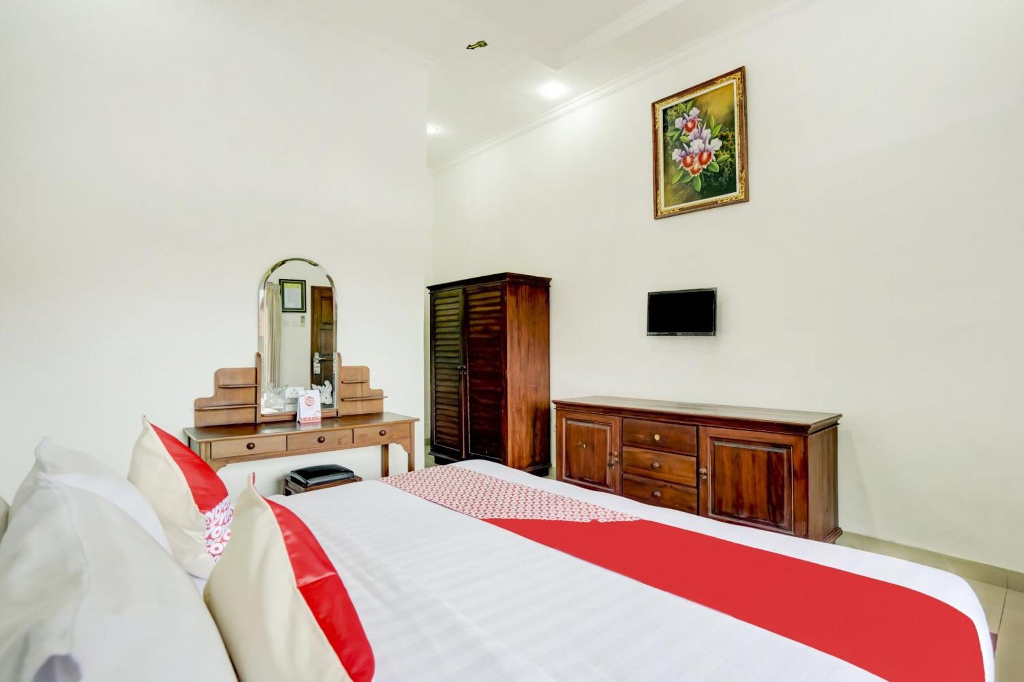 Super Oyo 3261 Hotel Ratu Denpasar Exteriér fotografie