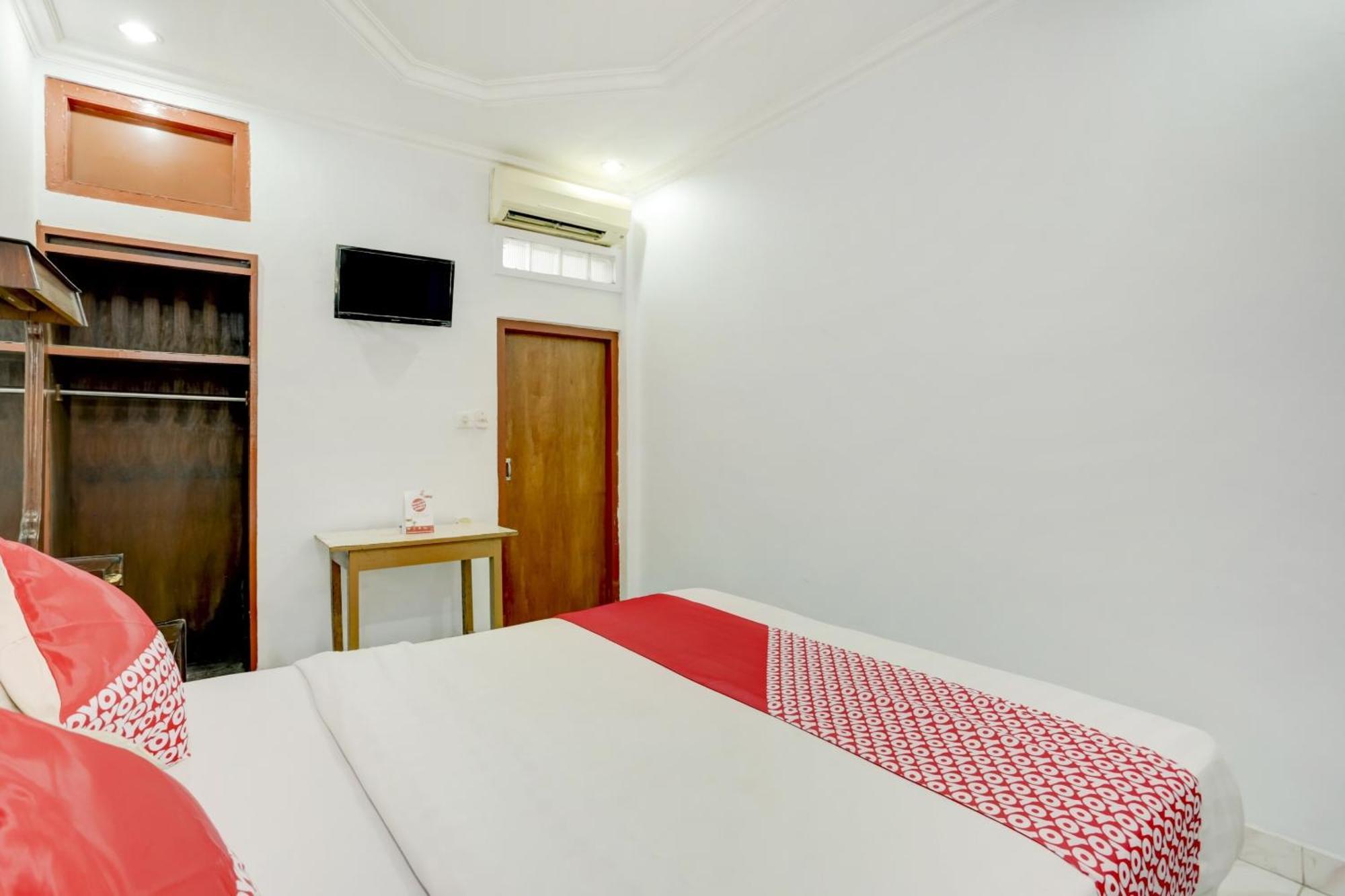 Super Oyo 3261 Hotel Ratu Denpasar Exteriér fotografie