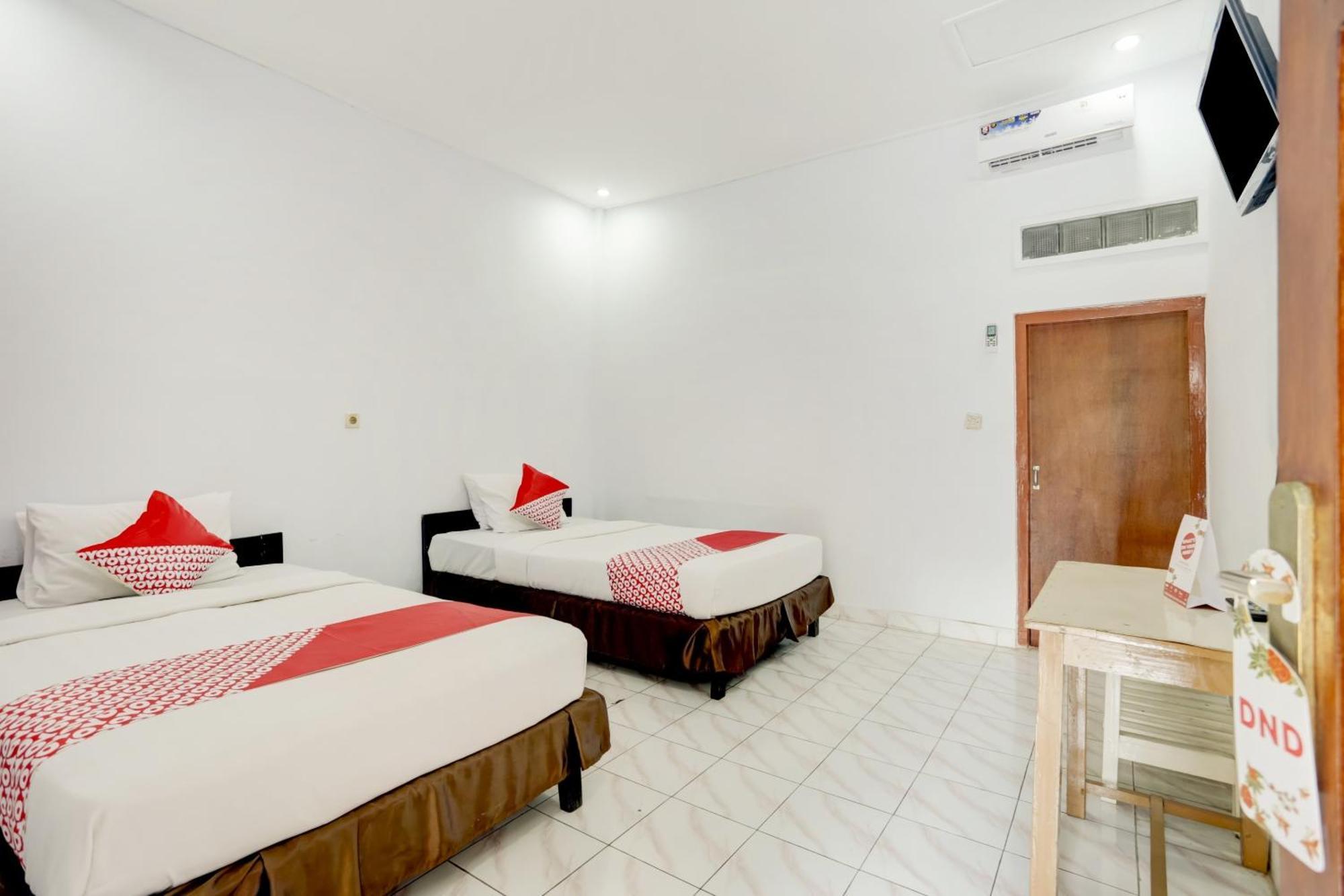 Super Oyo 3261 Hotel Ratu Denpasar Exteriér fotografie