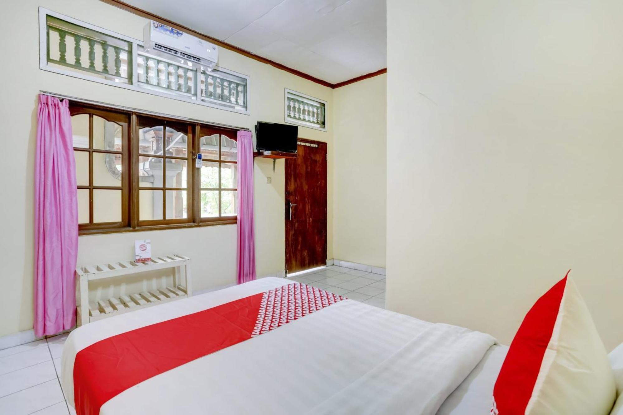 Super Oyo 3261 Hotel Ratu Denpasar Exteriér fotografie